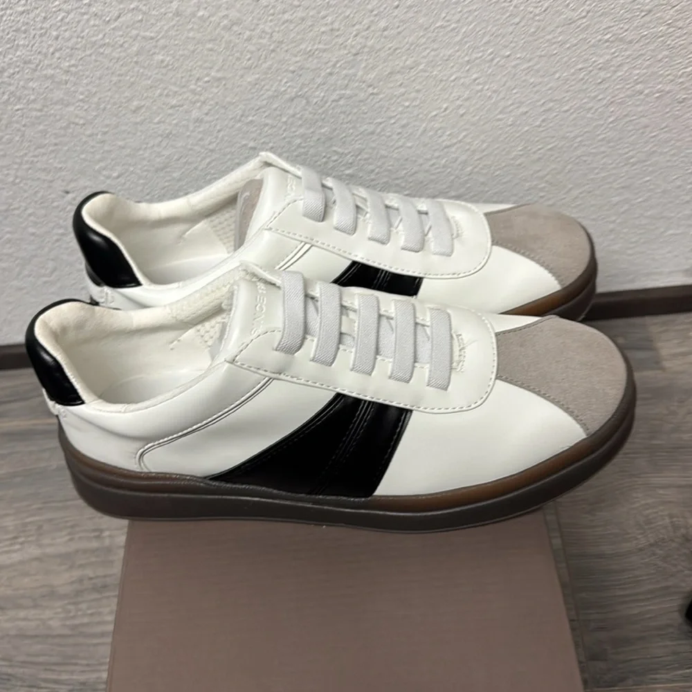 Franco Sarto Vinto Sneaker